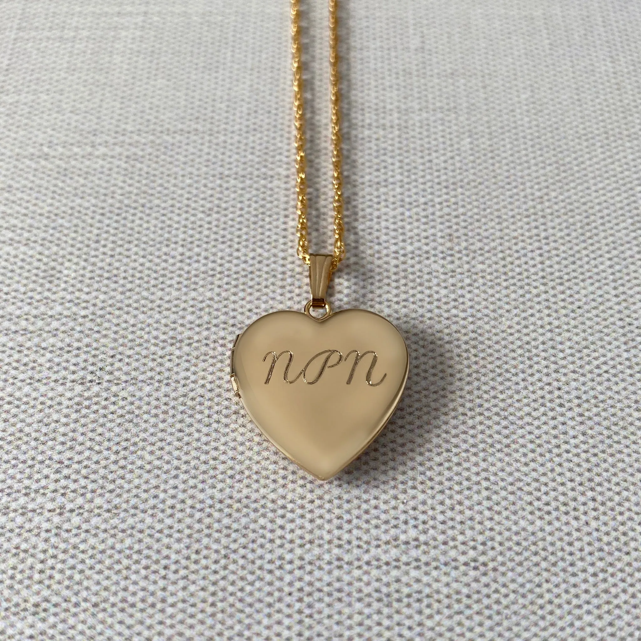 14K Gold Filled 19mm Heart Locket Necklace