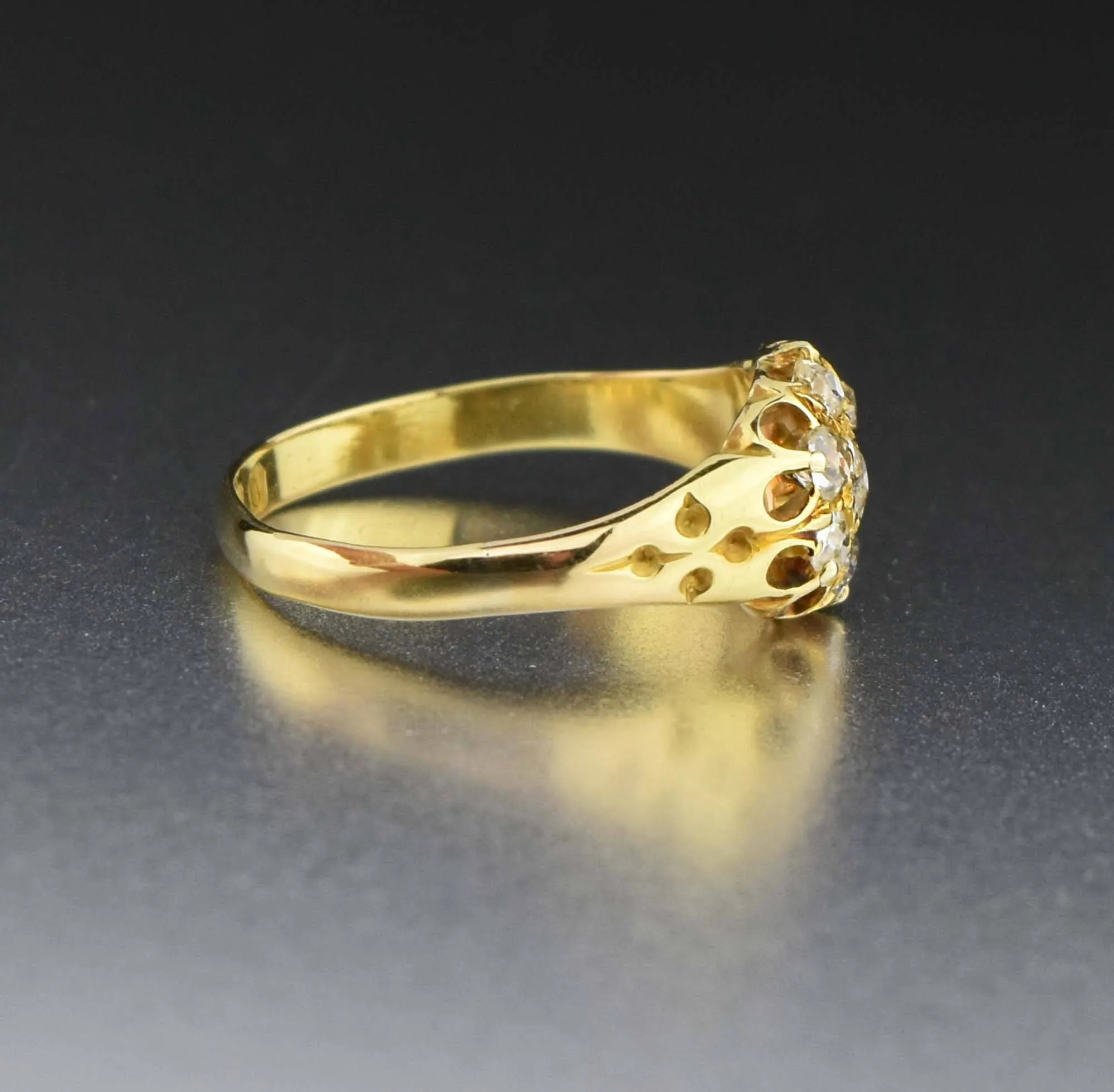 18K Gold Antique Diamond Cluster Ring