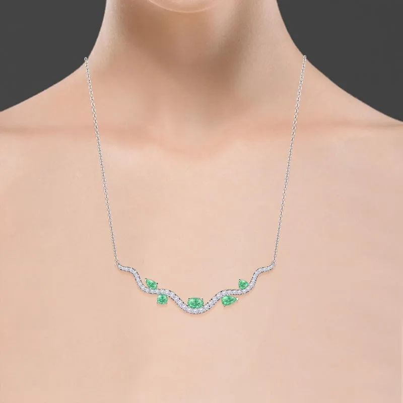 18k Mirage White Gold Necklace With 0.43 Cts Vs-Gh Diamonds  And Emerald