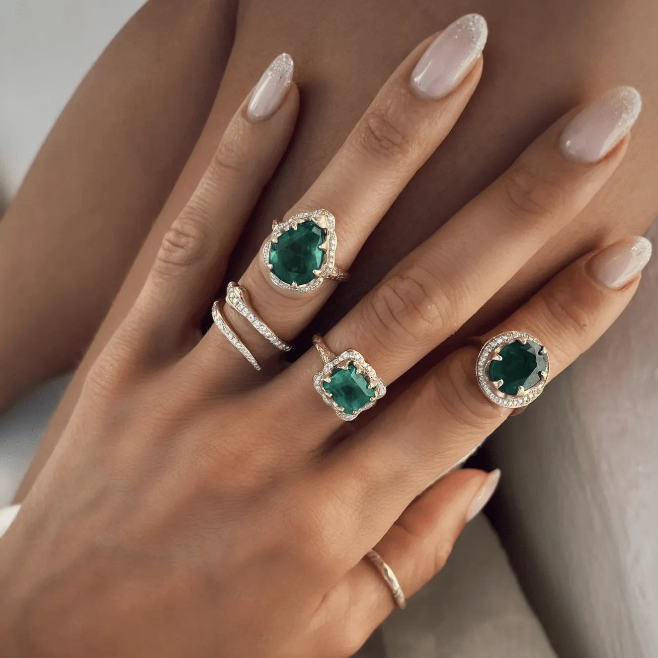 18K Queen Water Drop Zambian Emerald Ring with Full Pavé Diamond Halo