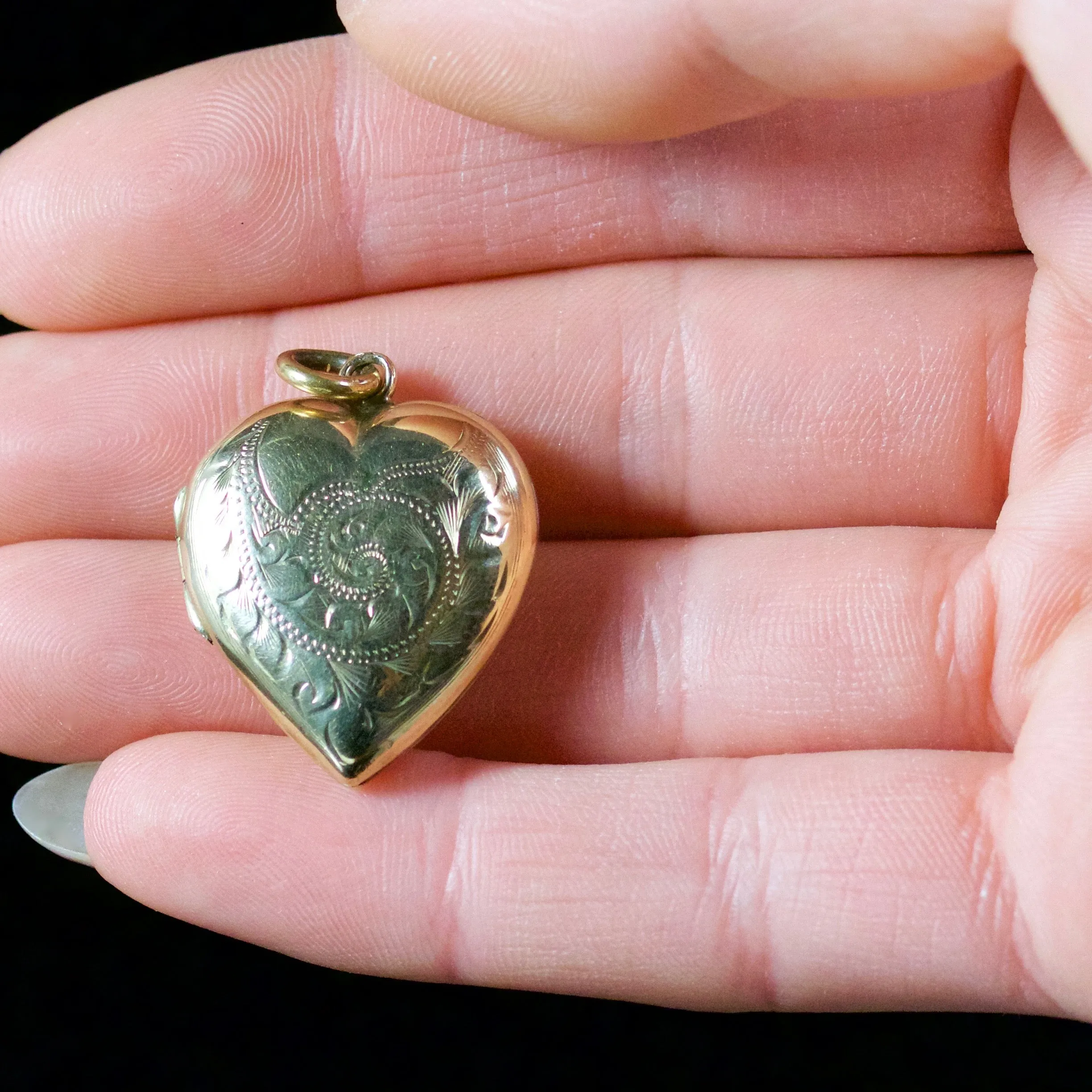 Antique Victorian 9Ct Gold Locket Circa 1900