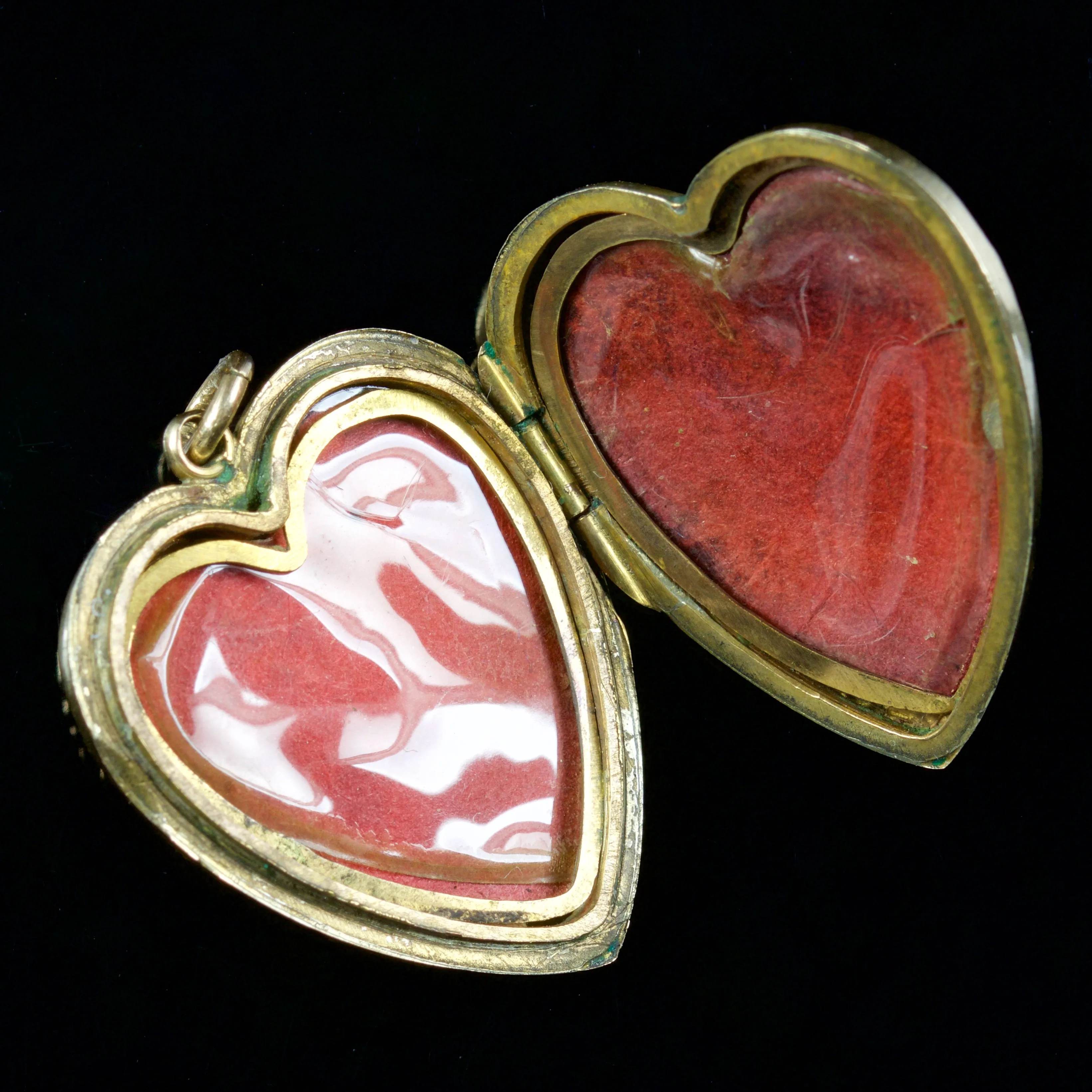 Antique Victorian Heart Locket Garnet Pearl 9Ct Silver Circa 1900