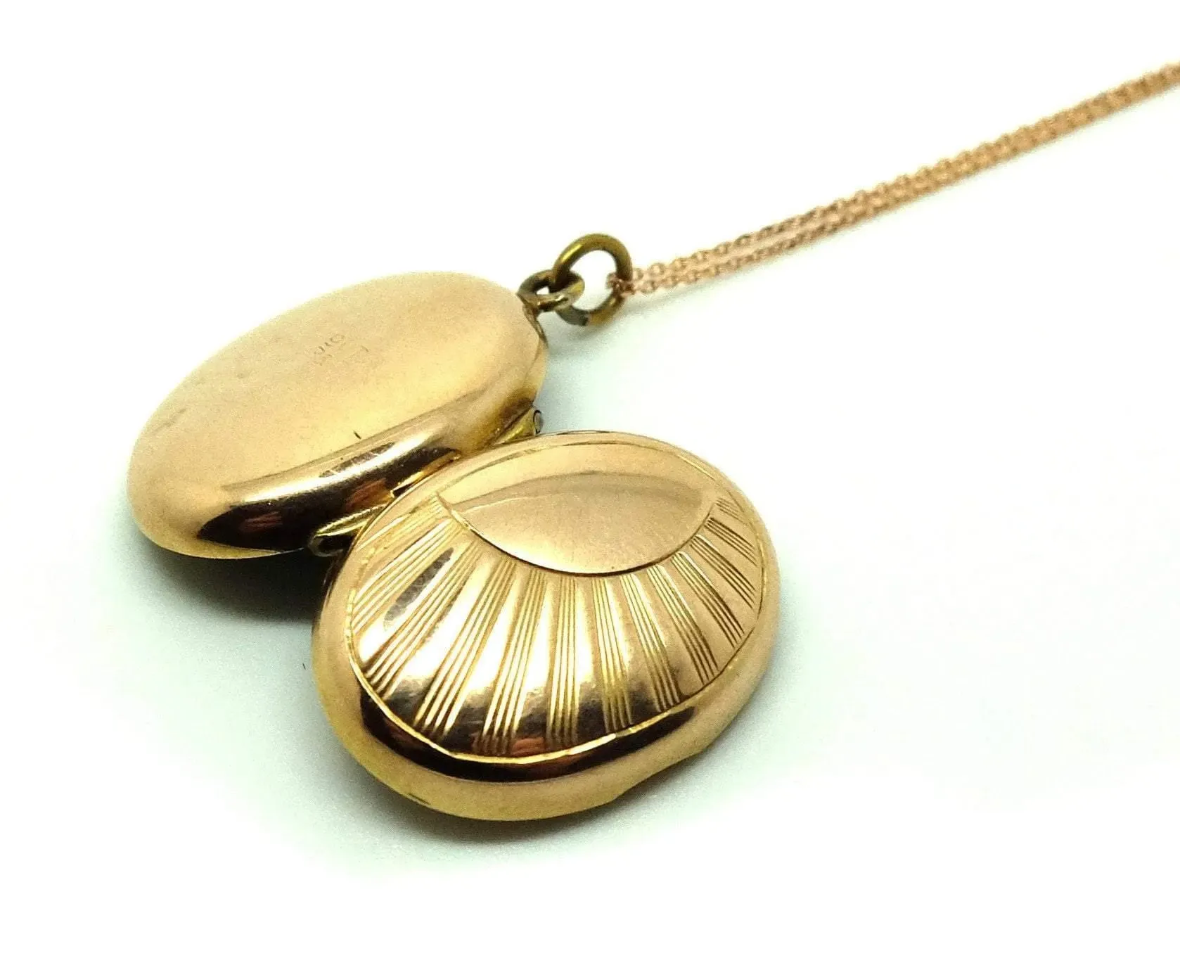 Antique Victorian Oval Gold Sun Ray Locket