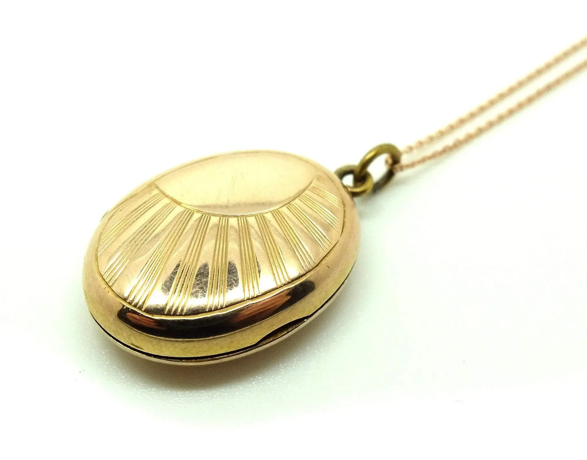 Antique Victorian Oval Gold Sun Ray Locket