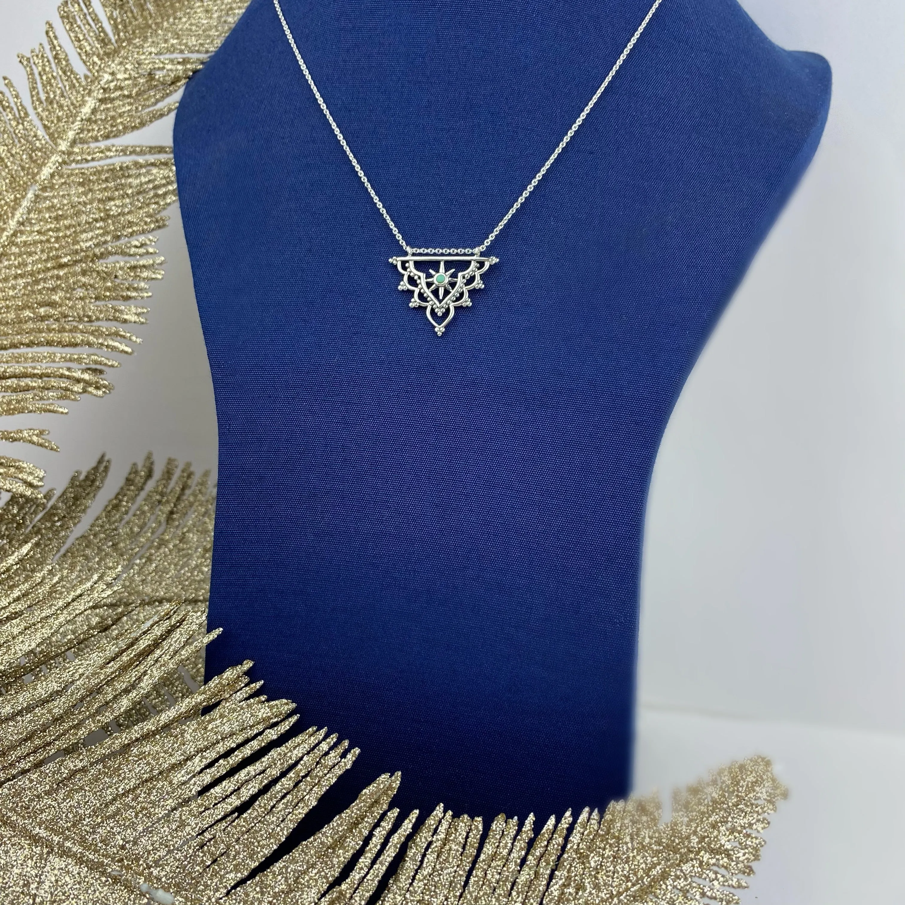 Astra Necklace - VNKL305