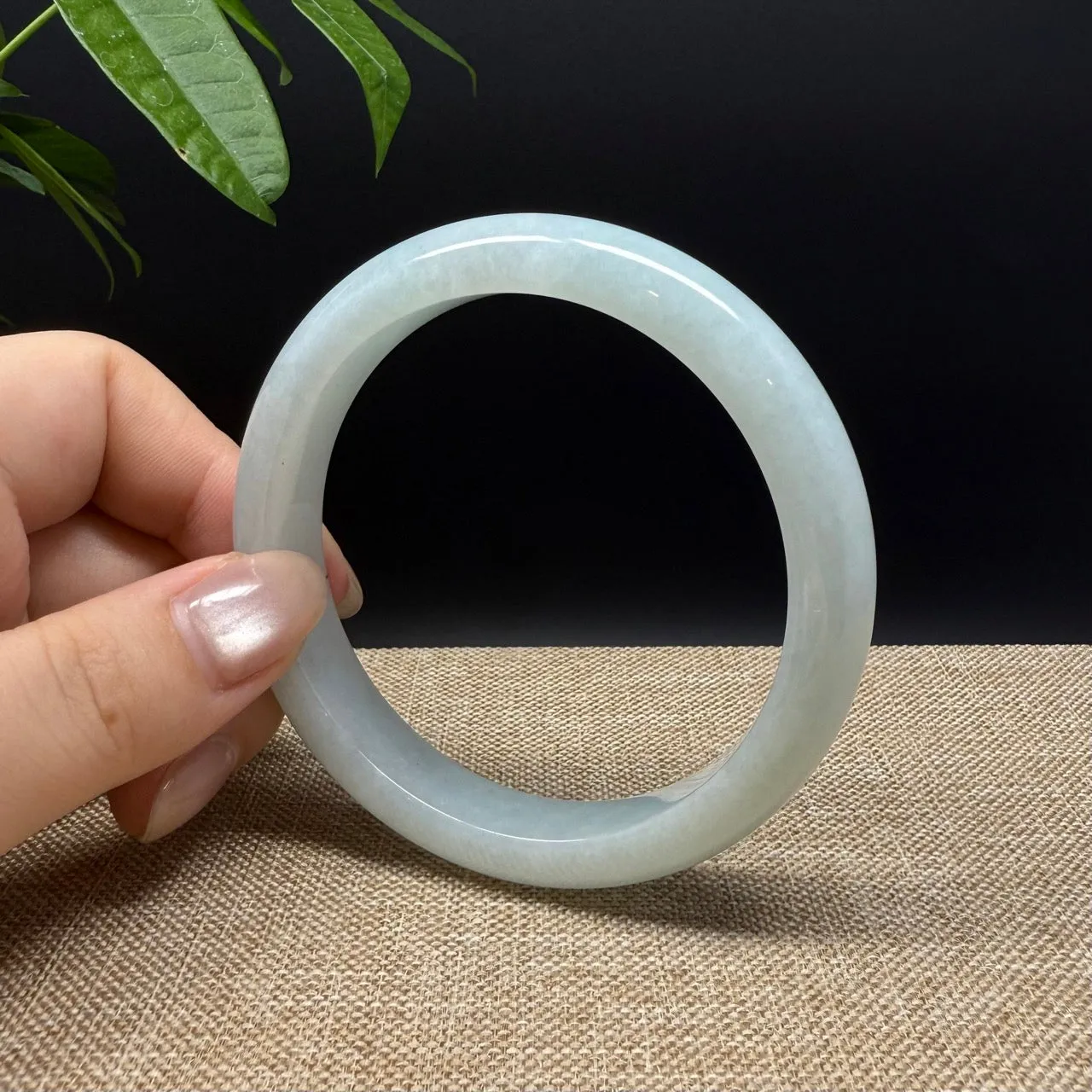 Genuine Burmese Green Jade Jadeite Bangle Bracelet ( 60.5mm )