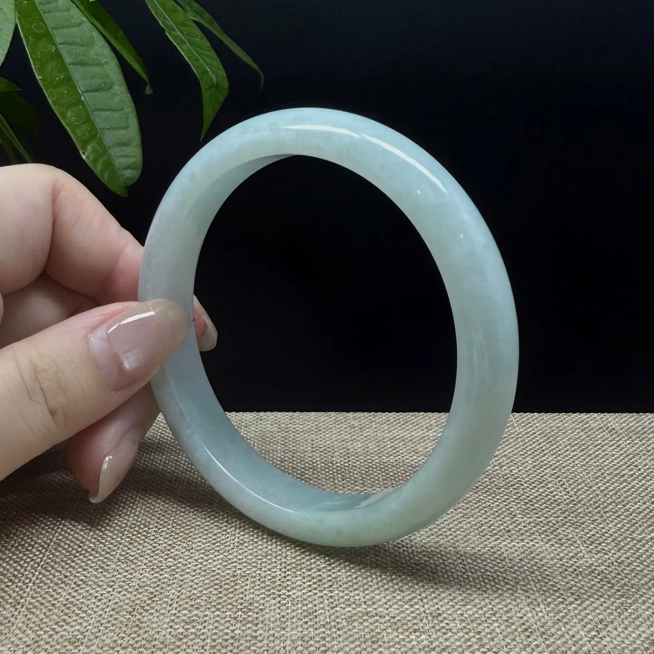 Genuine Burmese Green Jade Jadeite Bangle Bracelet ( 62.4mm )