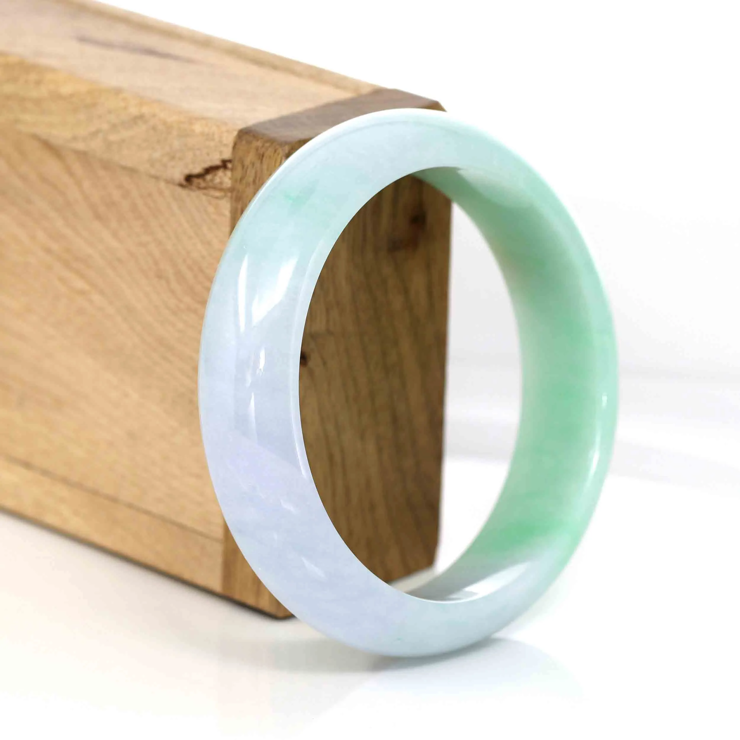 High-quality Lavender-Green Natural Burmese Jadeite Jade Bangle (57.12 mm ) #325