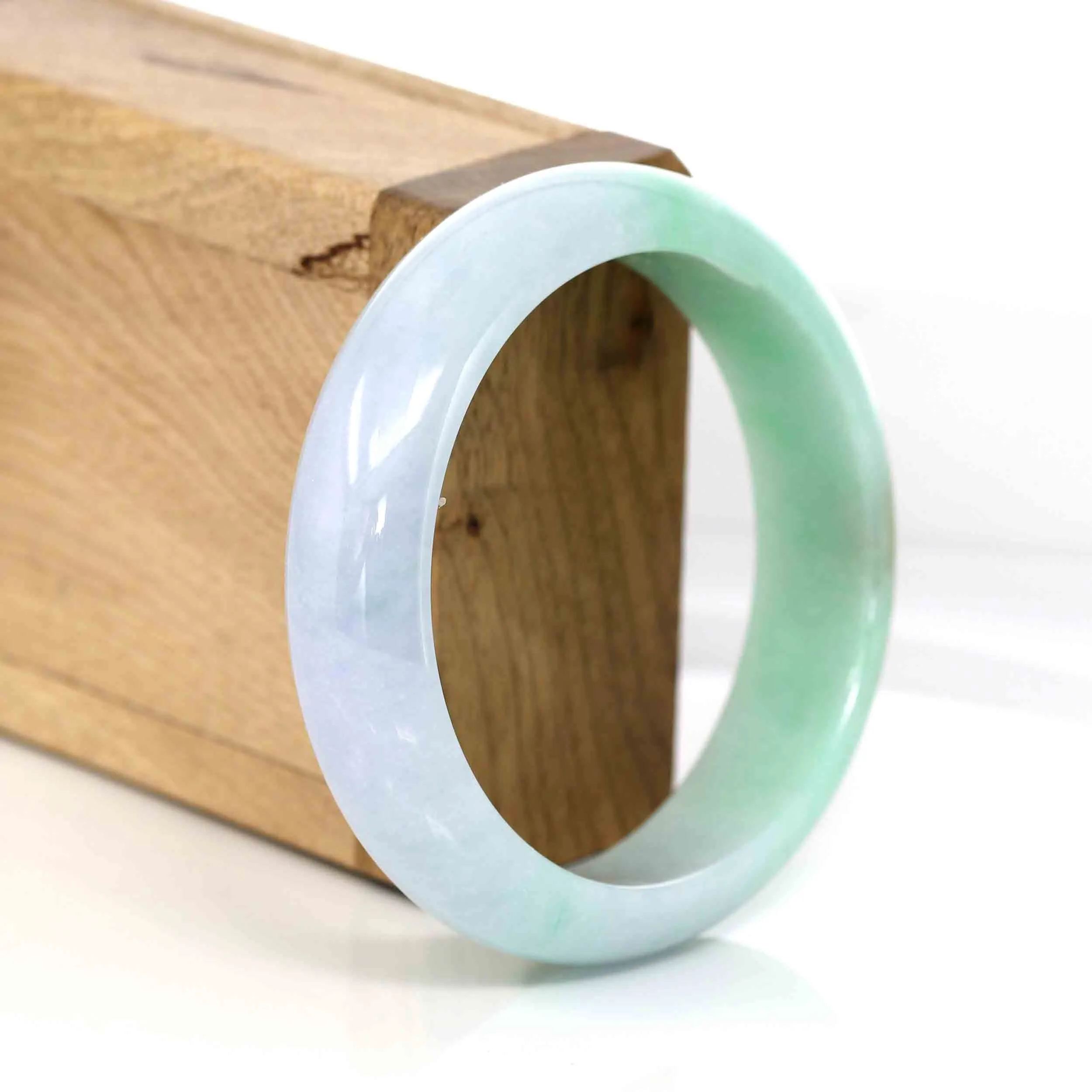 High-quality Lavender-Green Natural Burmese Jadeite Jade Bangle (57.12 mm ) #325