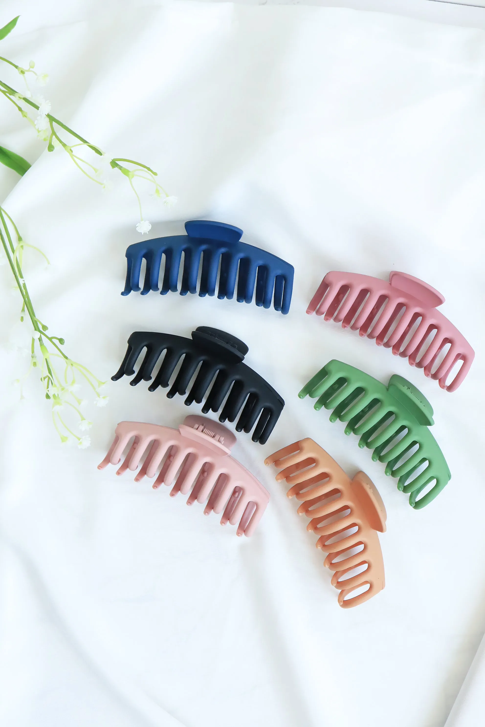 Jenny Style Matte Large Size Color Hair Claw Clips (6 Colors Available)