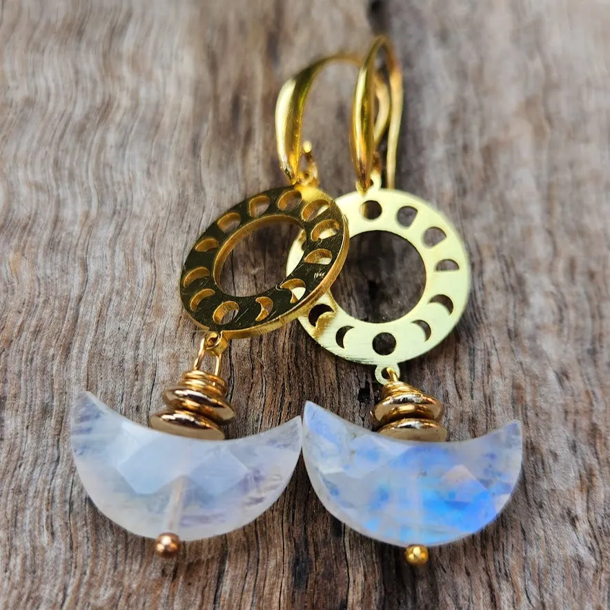 MOONPHASES - NATURAL CUT CRESCENT MOONSTONE EARRINGS