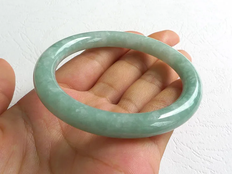 Natural Jade Bangle Jadeite Bangle Internal Diameter 53mm BER469