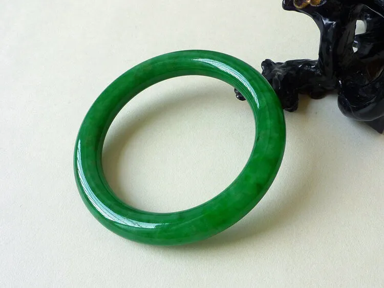 Natural Jade Bangle Jadeite Bangle Internal Diameter 57mm BER911