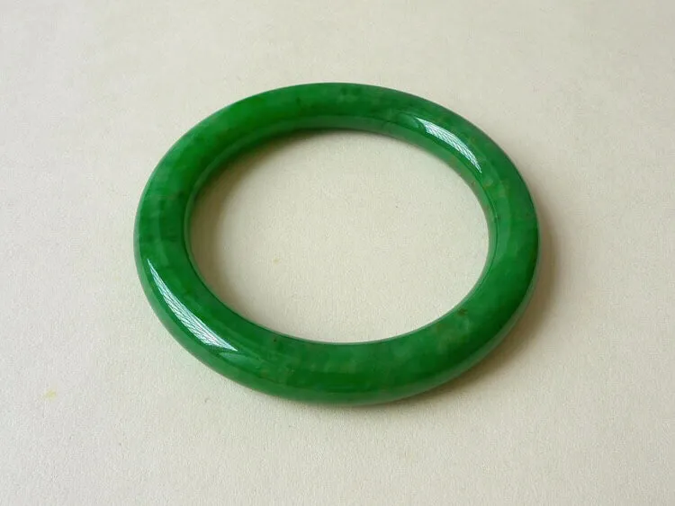 Natural Jade Bangle Jadeite Bangle Internal Diameter 57mm BER911