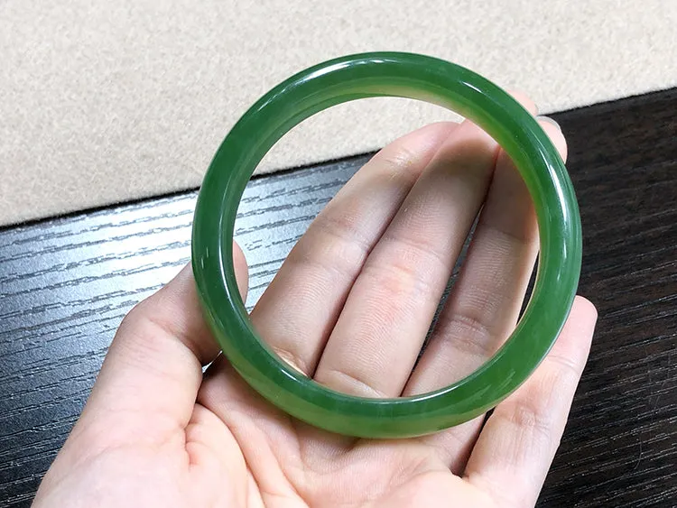 Natural Jade Bangle Nephrite Bangle Internal Diameter 60mm NBE014