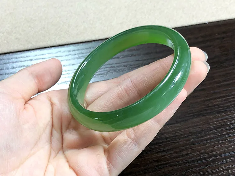 Natural Jade Bangle Nephrite Bangle Internal Diameter 60mm NBE014