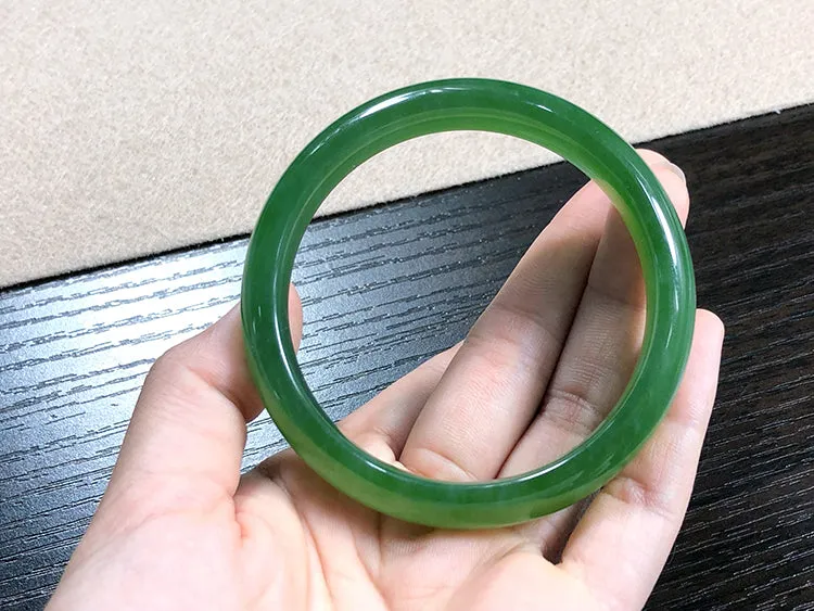 Natural Jade Bangle Nephrite Bangle Internal Diameter 60mm NBE014