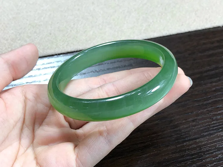 Natural Jade Bangle Nephrite Bangle Internal Diameter 60mm NBE014