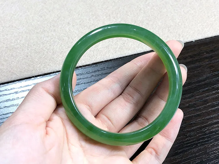 Natural Jade Bangle Nephrite Bangle Internal Diameter 60mm NBE014