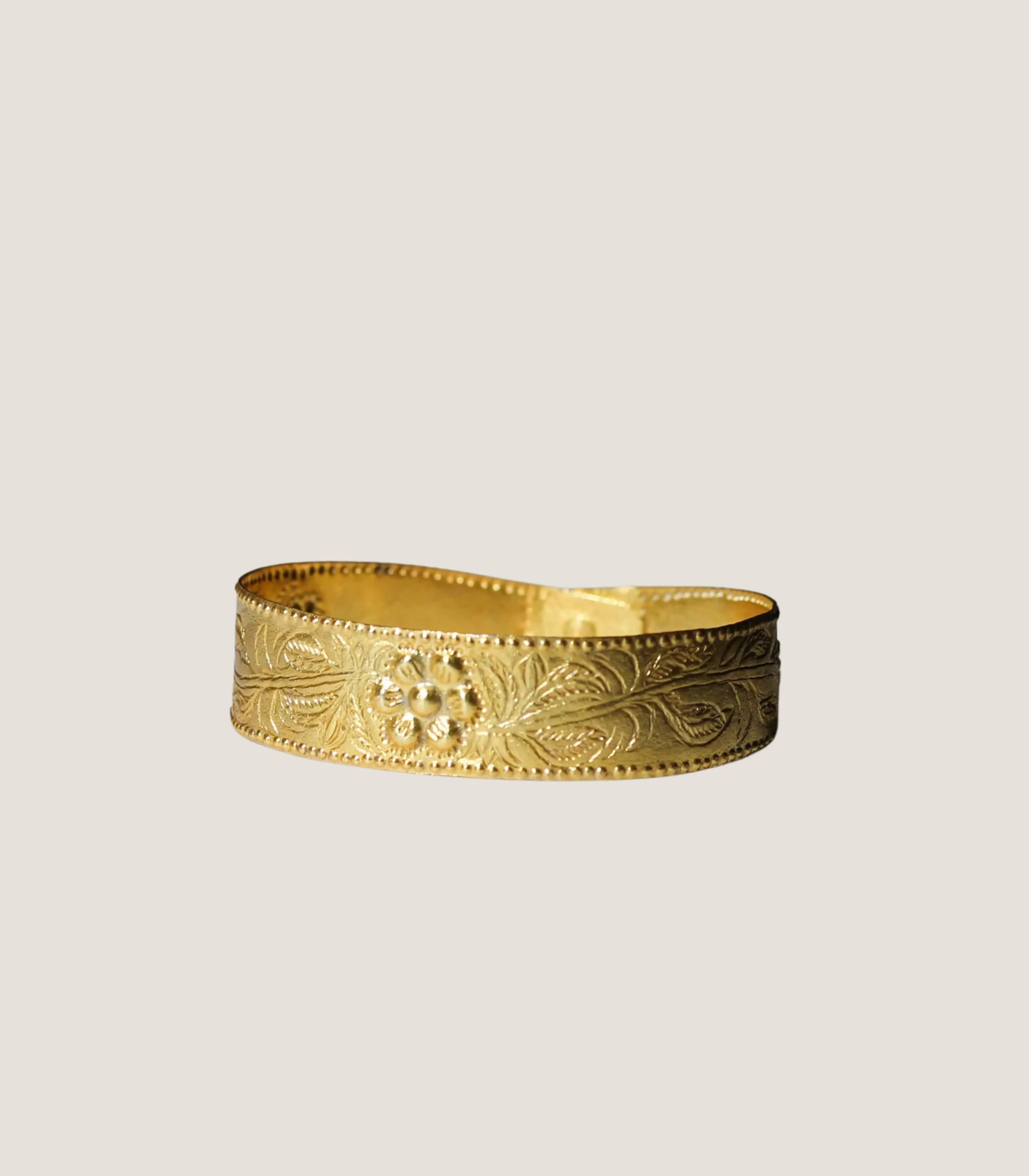 Pulseras Ivatan Gold Band Bracelet