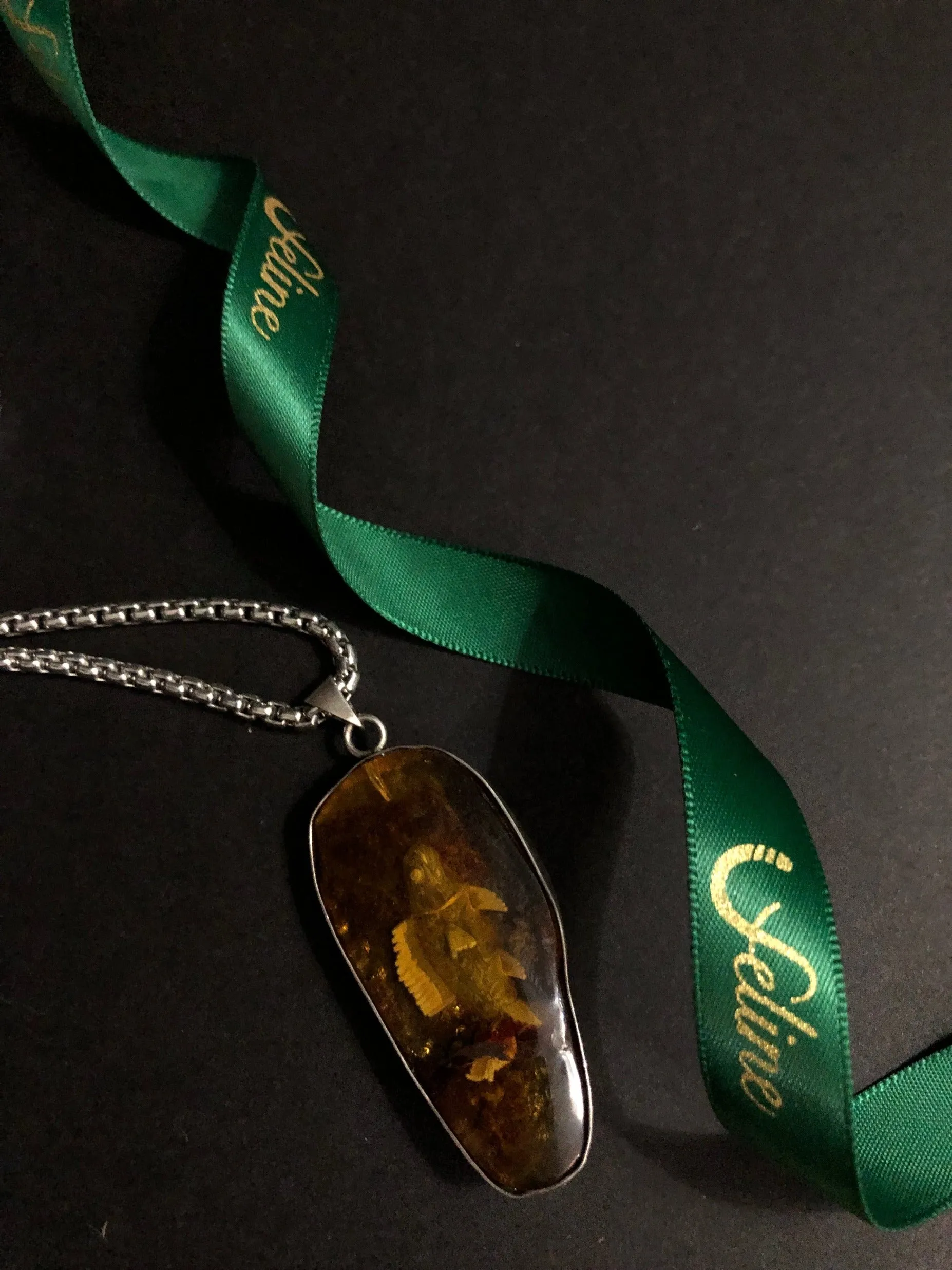 Saffron Amber Pendant Necklace