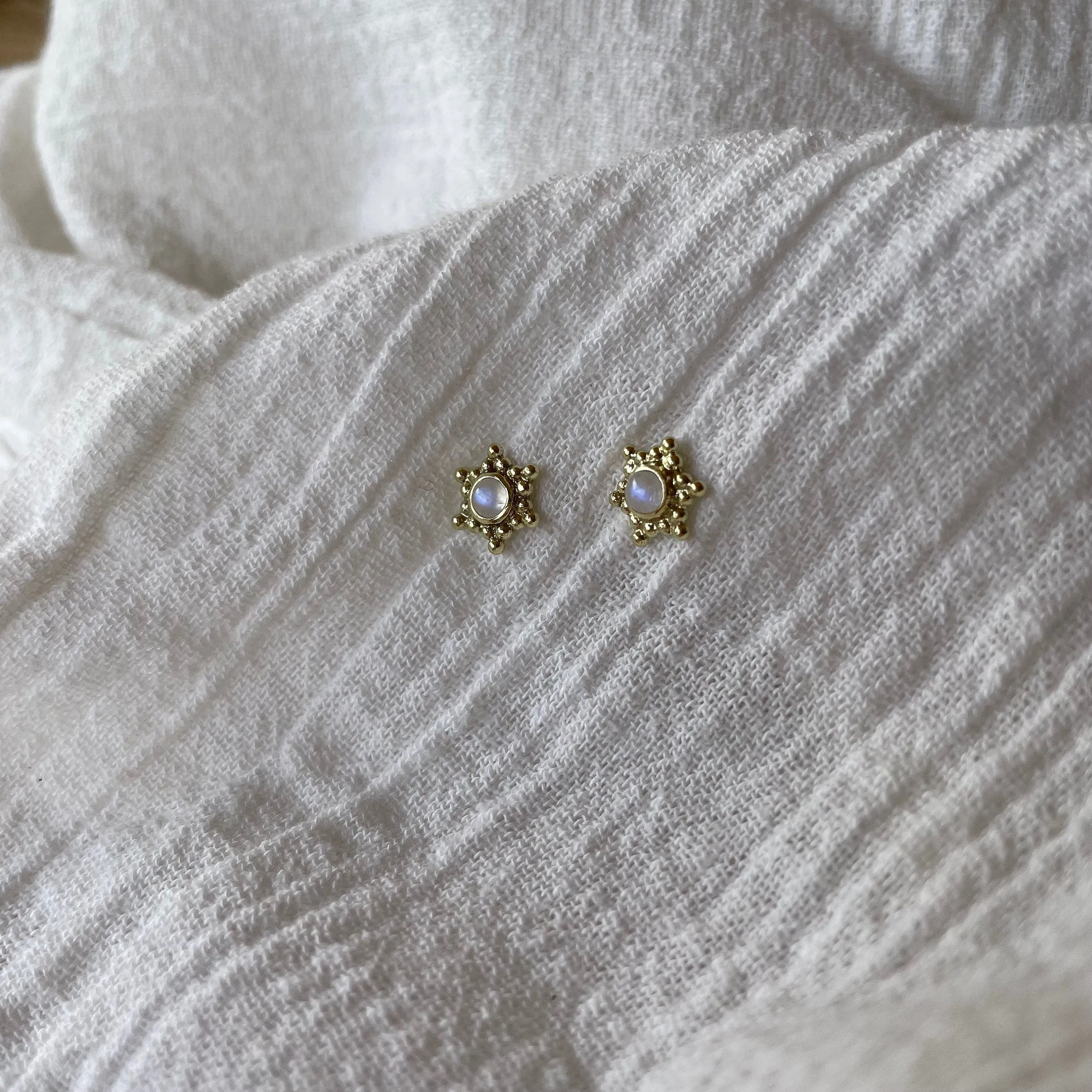 Sol Gold Earrings