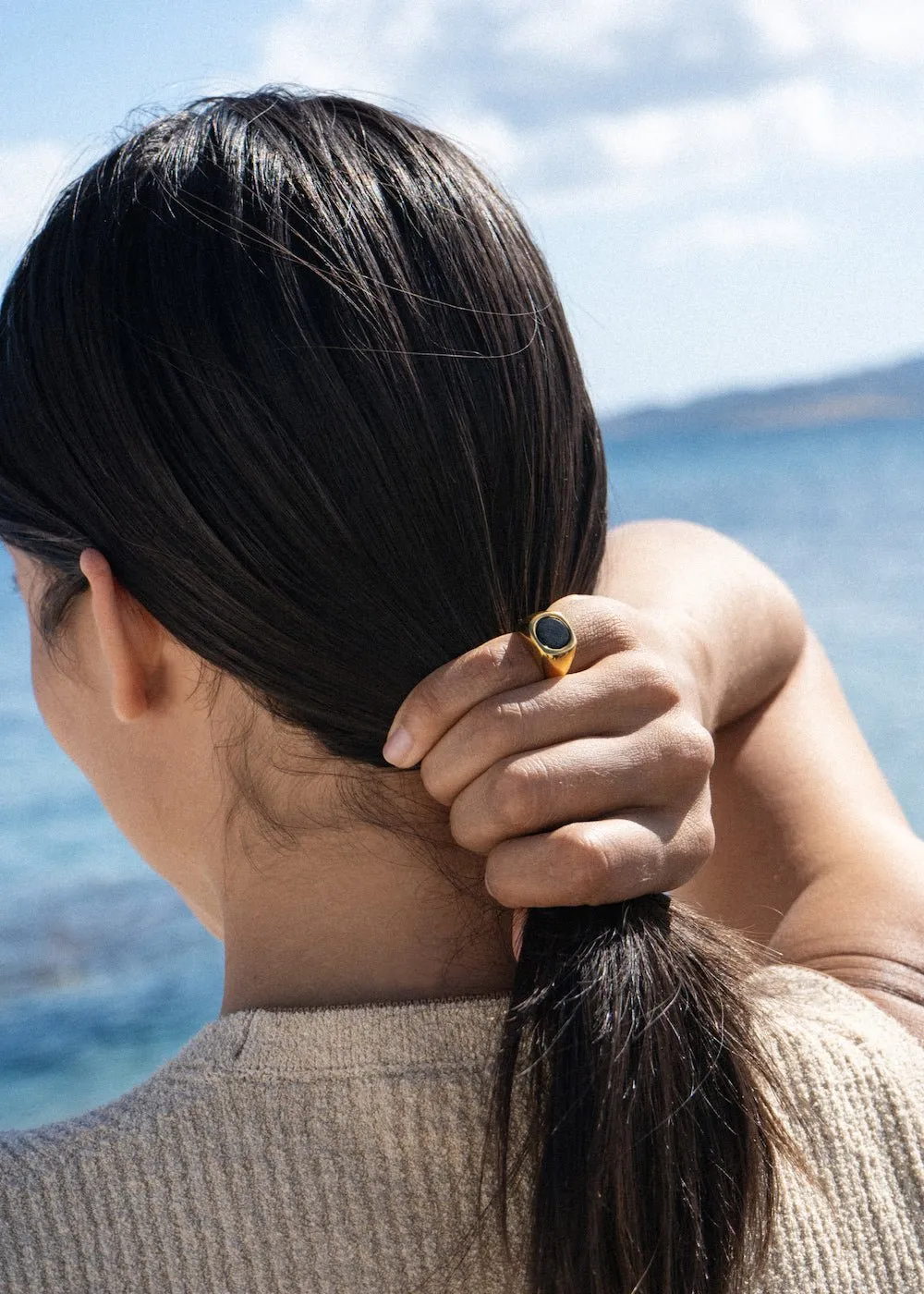 Sunken Stone Signet Ring Gold