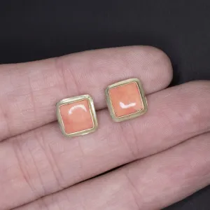 VINTAGE CORAL STUD EARRINGS 14k YELLOW GOLD SQUARE BEZEL CLASSIC SIMPLE ORANGE