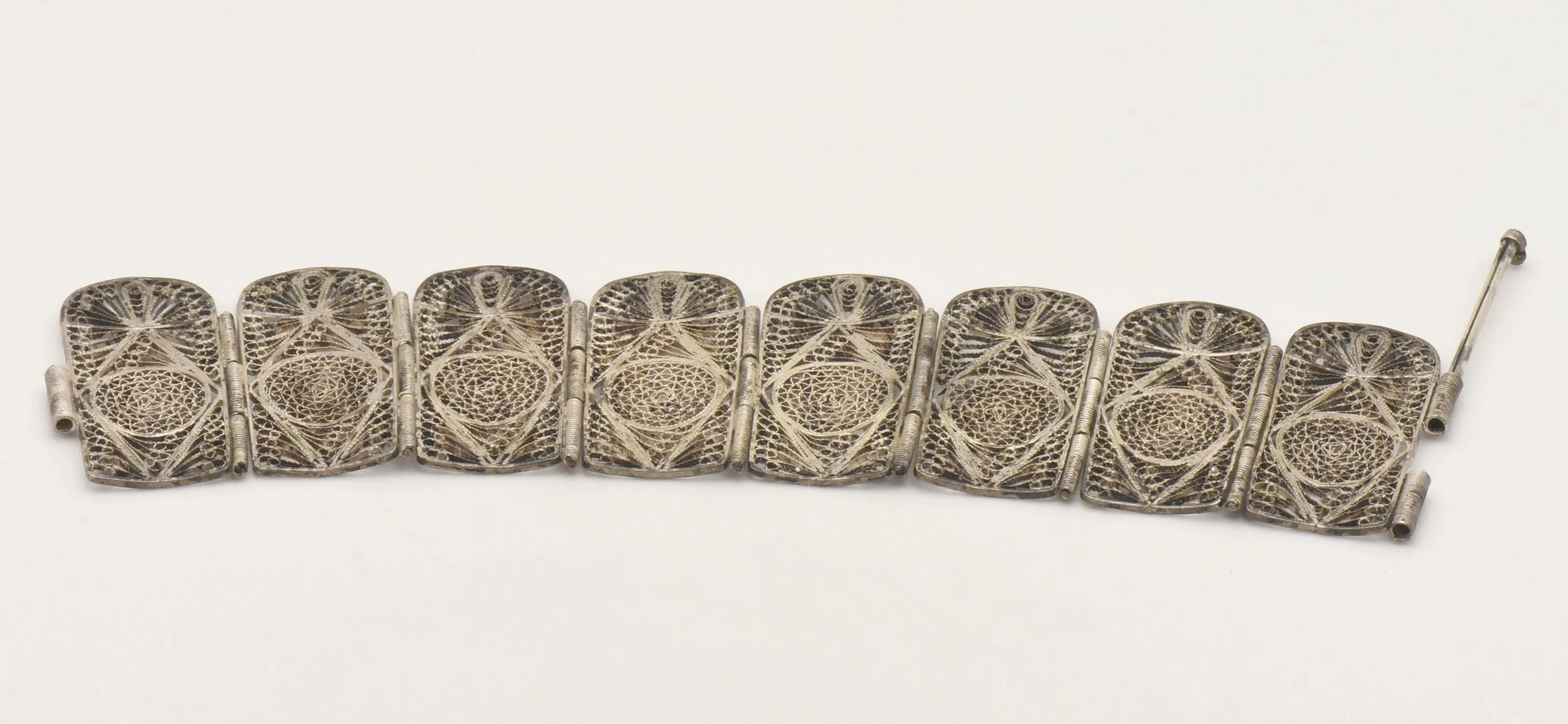 Vintage Silver Filigree Ancient Egyptian Motif Bracelet